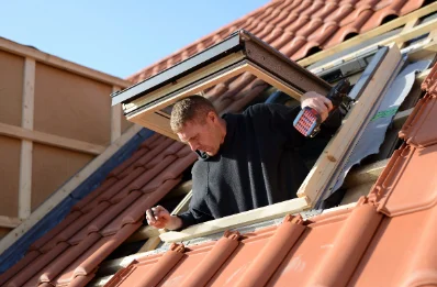 Pose de fenêtres de toit Velux à Lanespède
